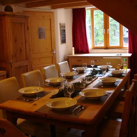 Chalet Iris